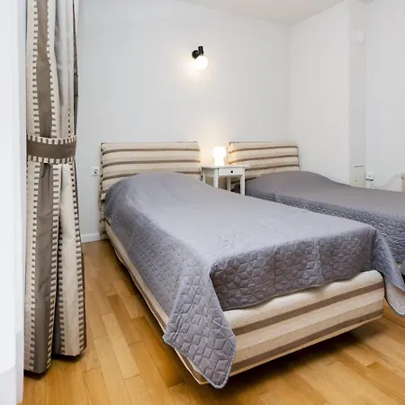Appartamento Angelo Zuliani Rovigno Esterno foto